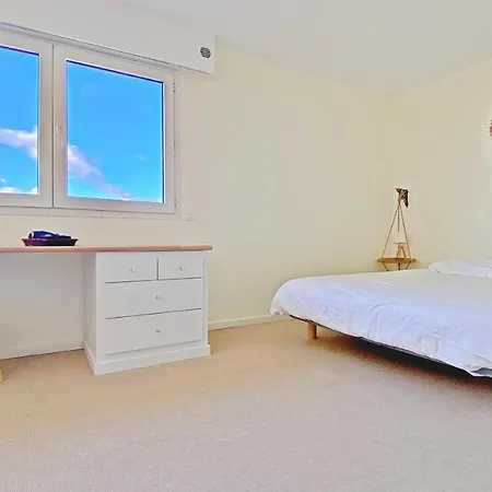 California View Apartment *